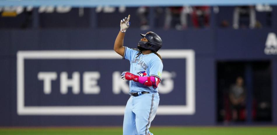 Guerrero Jr. hace historia con uniforme de Toronto — El Nacional