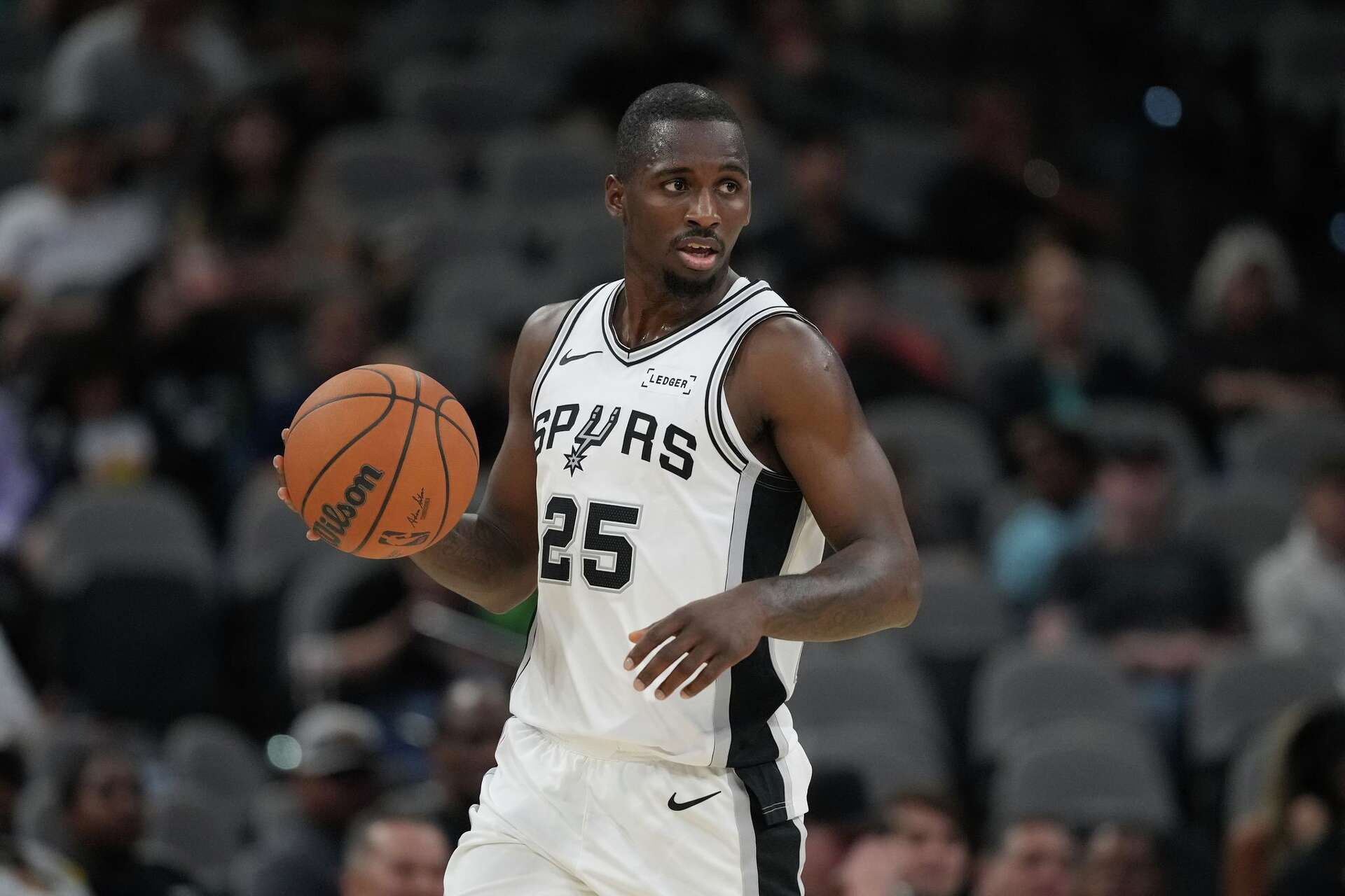 Dominicano David Jones García en róster de los Spurs pero sin acción – Resumen Final